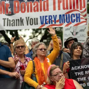 Trump Officials Seek to Bring First White Afrikaner Refugees to U.S. Next Week