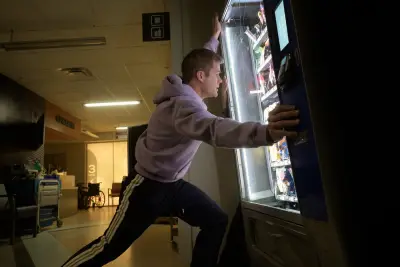 Fans make beeline for ‘Bloodlines’