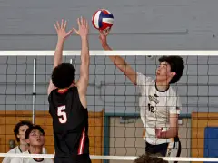 Lexington boys rip Winchester for 15th straight volleyball triumph