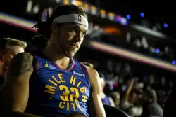 Aaron Gordon risking his calf ‘every time he explodes and jumps,’ David Adelman says