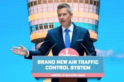 Ticker: Feds eye air traffic control overhaul; Stocks climb on trade deal 
