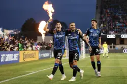 Espinoza, Arango lead Earthquakes over Timbers as Jones shines in home debut
